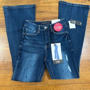 🆕YMI The Pulse Boutique Distressed Flare Jeans - Mille Wash - Size 5 (27)